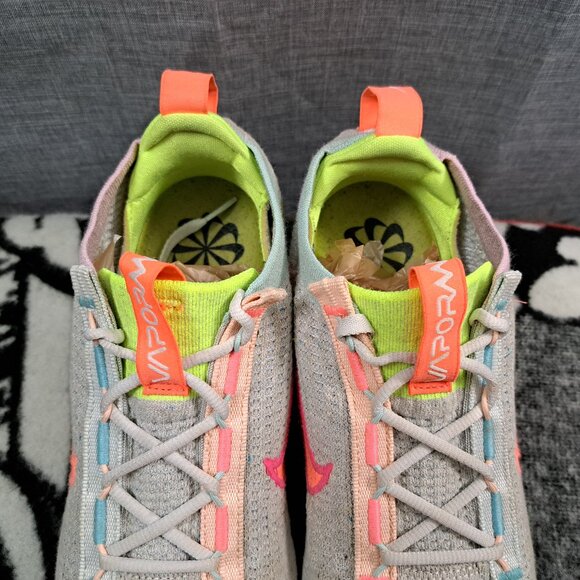 Size 10 Nike Air VaporMax 2021 FK Women DH4088-002 Grey Volt Neon Crimson Sneake - Picture 11 of 12